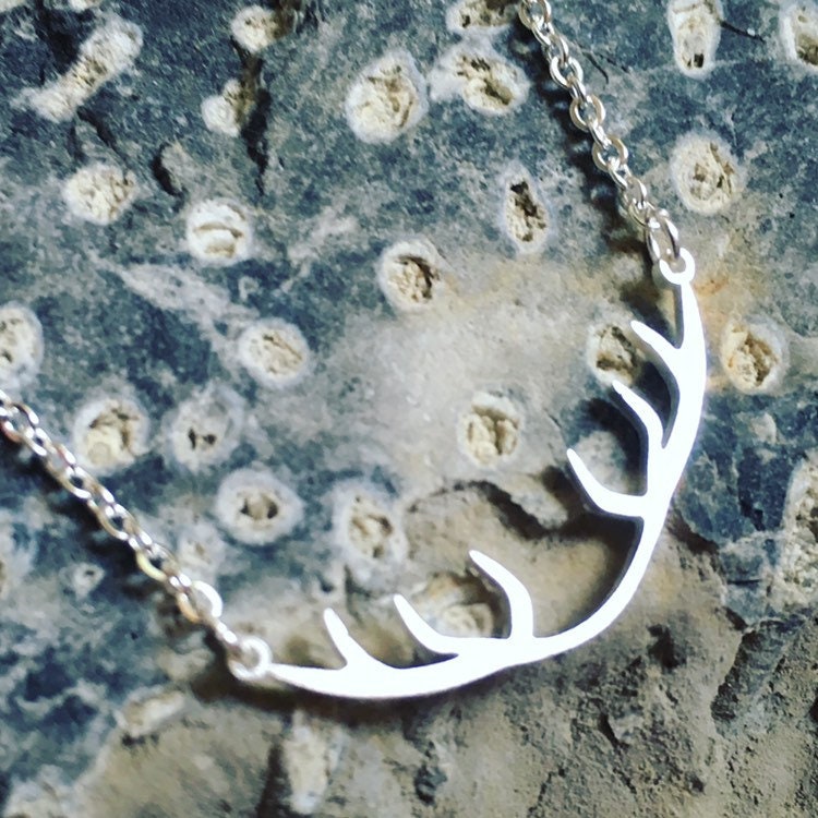 Antlers Necklace