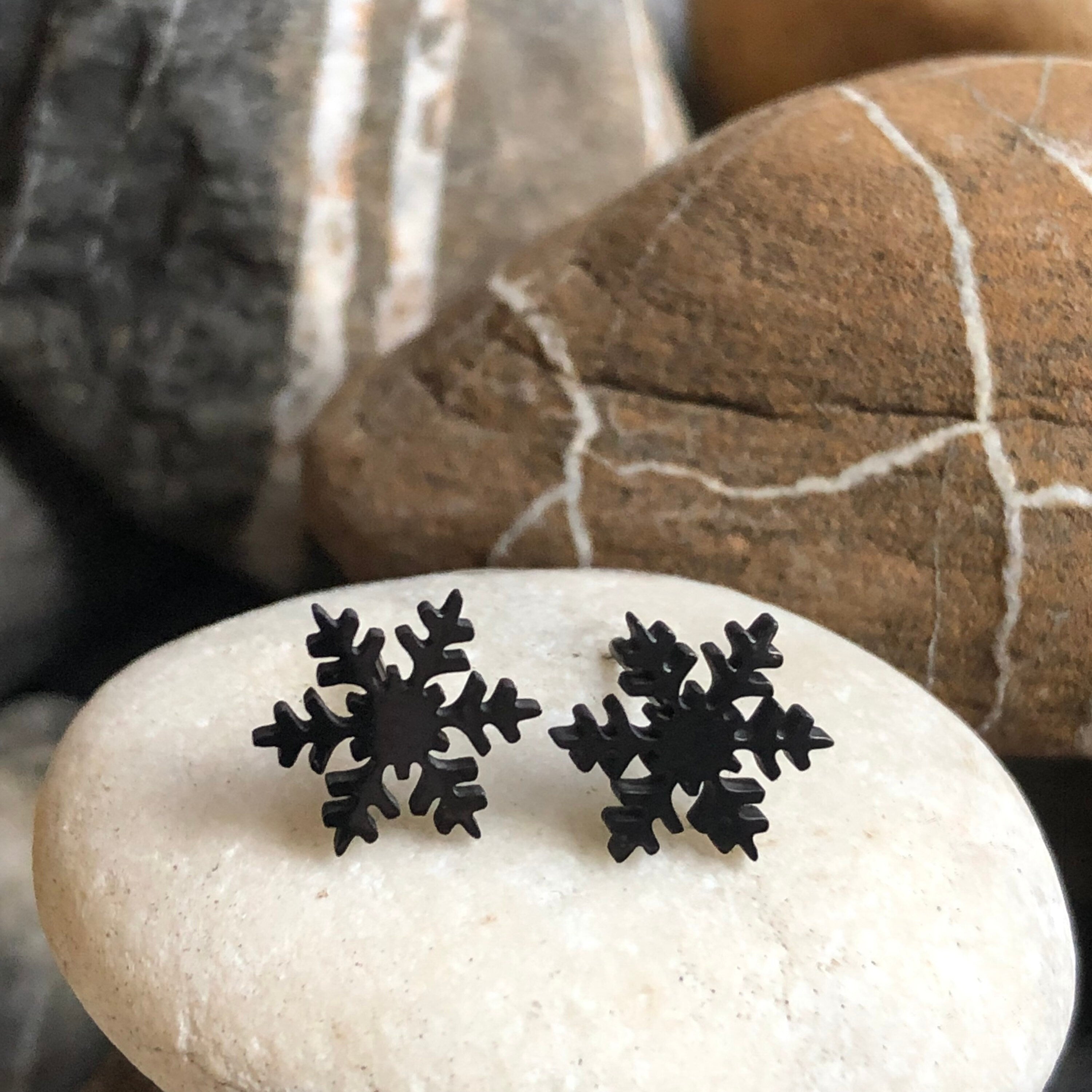 Stainless steel stud snowflake earrings